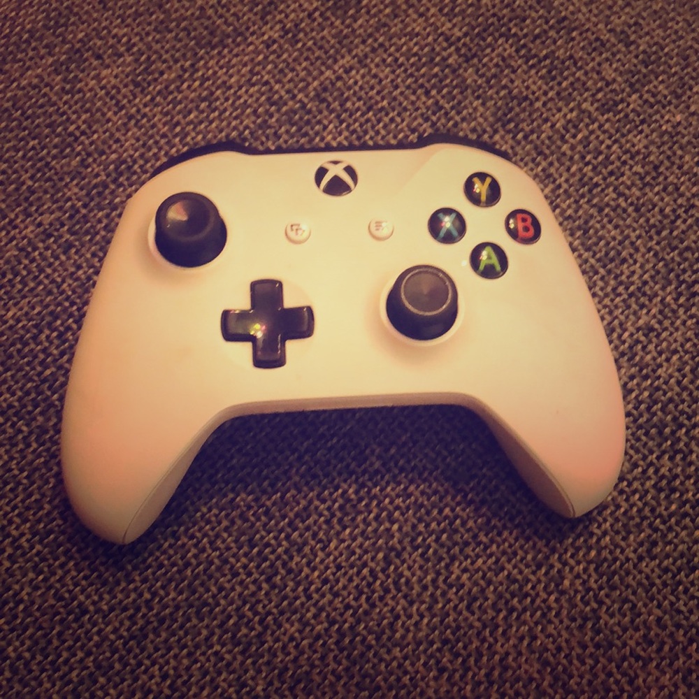 Xbox 1 white controller